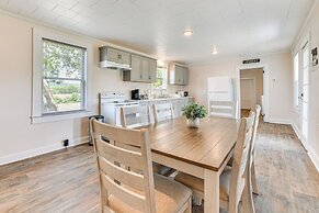 Peaceful Lenoir Home w/ Valley & Mountain Views!