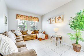 6 Mi to Disney World: Spacious Kissimmee Retreat!