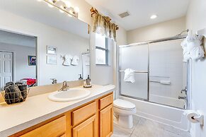 6 Mi to Disney World: Spacious Kissimmee Retreat!