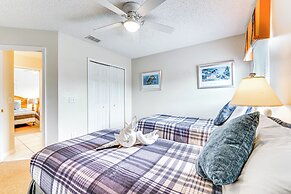 6 Mi to Disney World: Spacious Kissimmee Retreat!