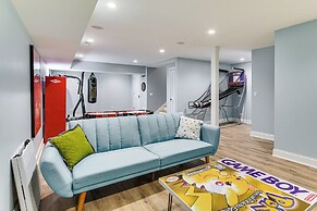 Game Room, Deck & Yard: Chicago Home