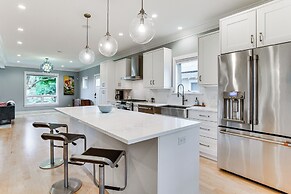 Game Room, Deck & Yard: Chicago Home