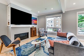 Game Room, Deck & Yard: Chicago Home