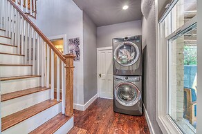 Walk to Dtwn: Colorful Cañon City Home w/ Grill!