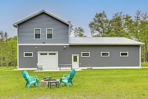 Higgins Lake Barndominium w/ Boat Parking!