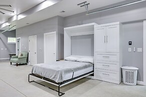 Higgins Lake Barndominium w/ Boat Parking!