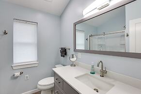 Higgins Lake Barndominium w/ Boat Parking!