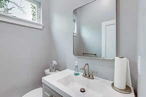 Higgins Lake Barndominium w/ Boat Parking!