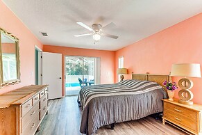 Spring Hill Home: Private Pool, 9 Mi to Beach!