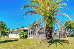 Spring Hill Home: Private Pool, 9 Mi to Beach!