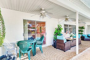 Spring Hill Home: Private Pool, 9 Mi to Beach!