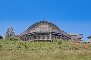 Spacious Camano Home w/ Hot Tub & Water Views!