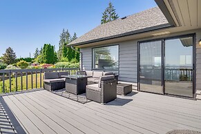 Spacious Camano Home w/ Hot Tub & Water Views!