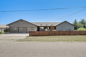 Spacious Camano Home w/ Hot Tub & Water Views!