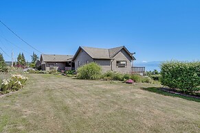 Spacious Camano Home w/ Hot Tub & Water Views!
