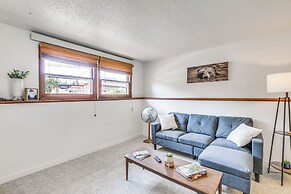 Quiet Rapid City Getaway - Near Dinosaur Park!