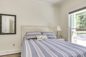 Lakefront Mccormick Retreat w/ Patio & Pool Access