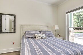 Lakefront Mccormick Retreat w/ Patio & Pool Access