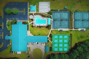 Lakefront Mccormick Retreat w/ Patio & Pool Access