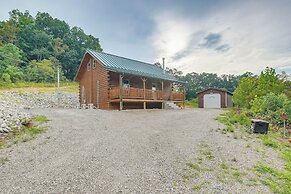 Hike & Fish! Cabin Near Hocking Hills State Park