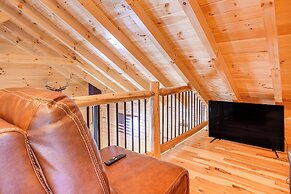 Hike & Fish! Cabin Near Hocking Hills State Park