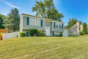 5 Mi to Downtown Harrisburg - Family Home!