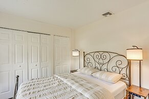 5 Mi to Downtown Harrisburg - Family Home!