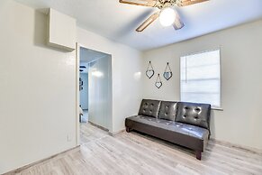 Single-story Brownsville Home ~ 2 Mi to Airport!