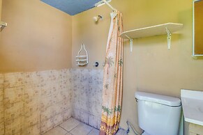 Single-story Brownsville Home ~ 2 Mi to Airport!