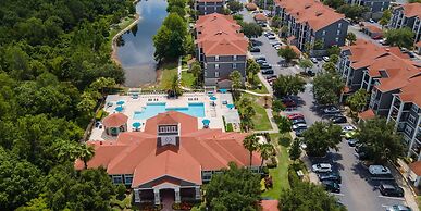 Family 3BR Oasis for 6 With Private Pool