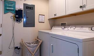 Family 3BR Oasis for 6 With Private Pool