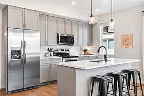 Paradise Cove 2 Bedroom Condo