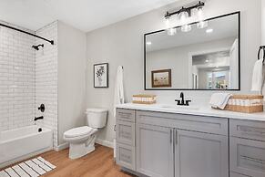 Paradise Cove 2 Bedroom Condo