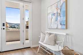 Paradise Cove 2 Bedroom Condo