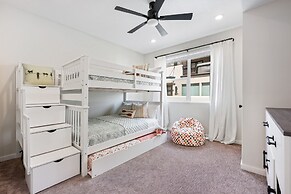 Paradise Cove 2 Bedroom Condo