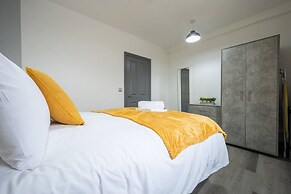 Stunning One Bedroom Apartments