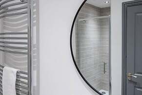 Stunning One Bedroom Apartments