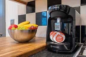 Stunning One Bedroom Apartments