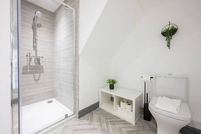 Stunning One Bedroom Apartments