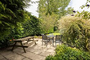 Host Stay Moorland Cottage