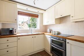 Host Stay Byre Cottage