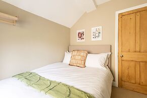 Host Stay Byre Cottage