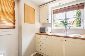 Host Stay Byre Cottage