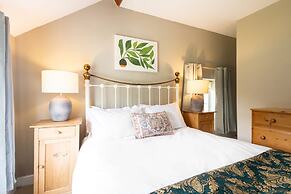 Host Stay Byre Cottage