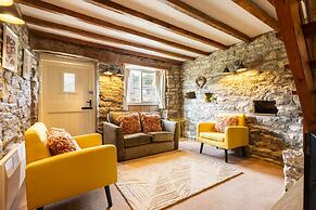 Host Stay Byre Cottage