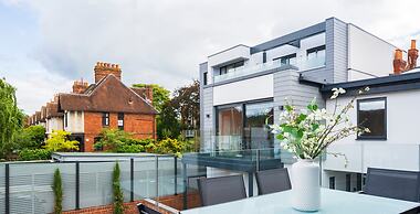 Victoria View - Brand New 2 Bedroom - Parking