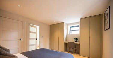 Victoria View - Brand New 2 Bedroom - Parking