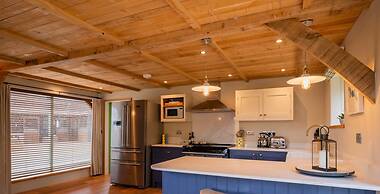 Rural Escape - Foxglove Barn