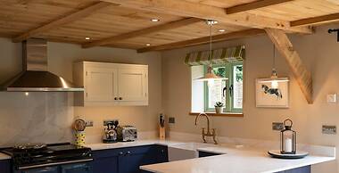 Rural Escape - Foxglove Barn