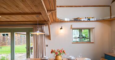 Rural Escape - Foxglove Barn